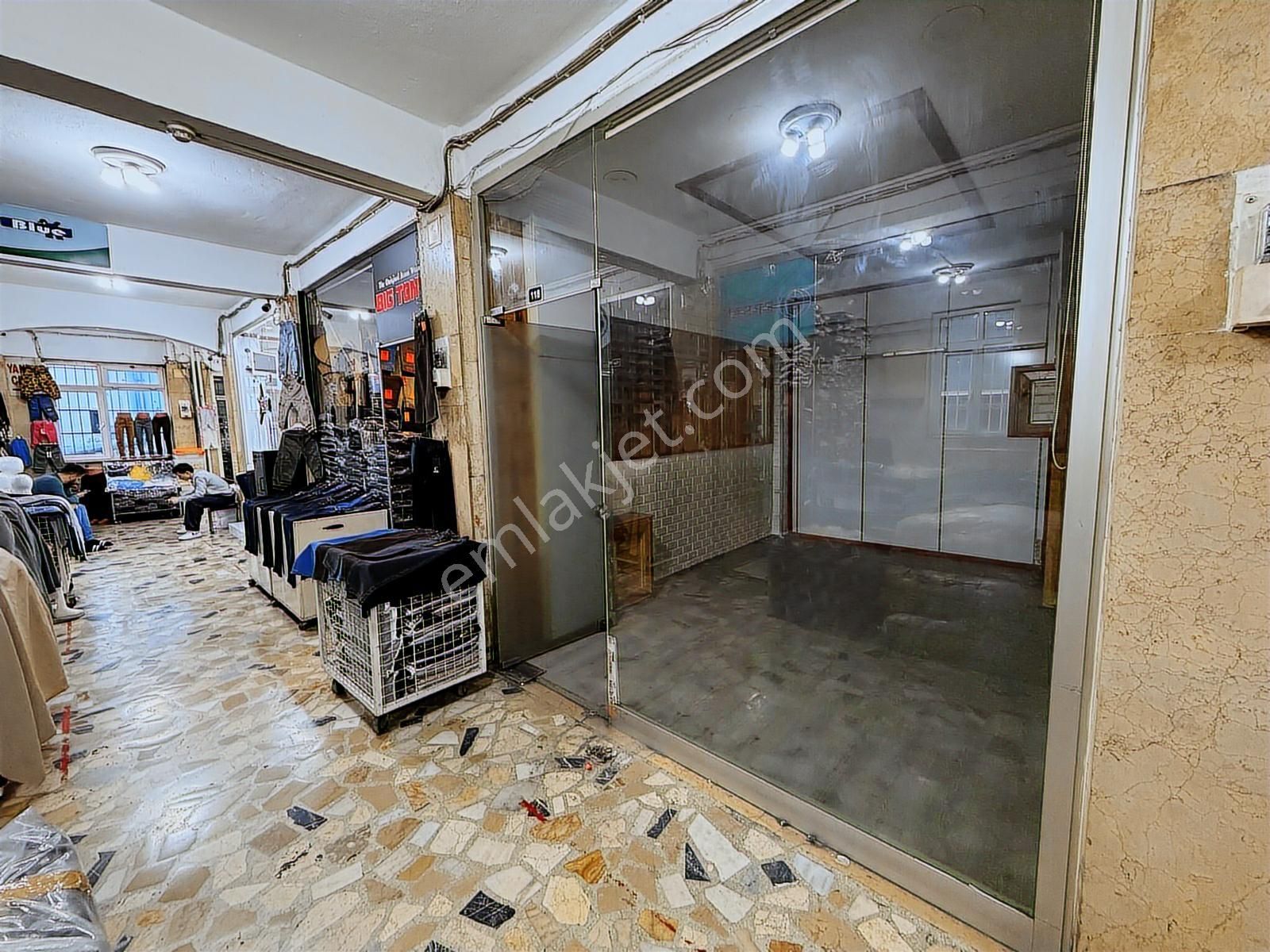 Kapalıçarşı Çarşılı Han'da | Emsali Az | Satılık Dükkan - Görsel 4