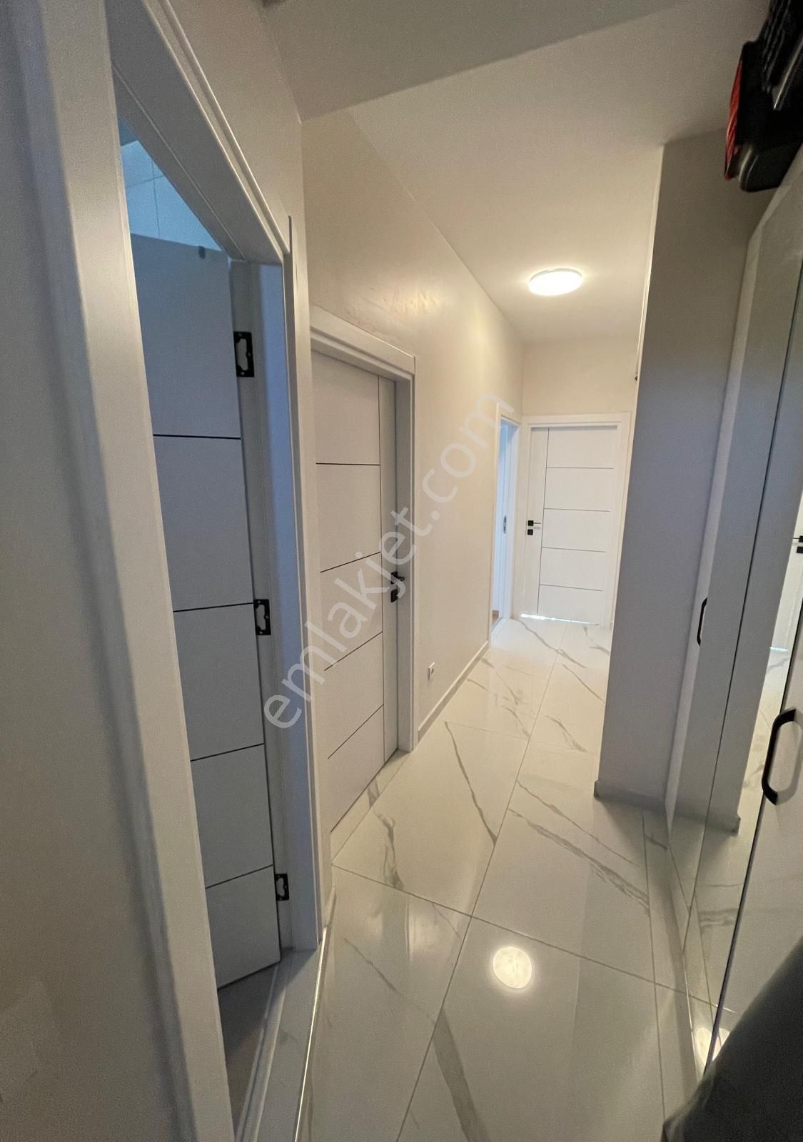 Kartal Karlıktepe Yeni Bina 3. Kat Kiralık 2+1 - Görsel 8