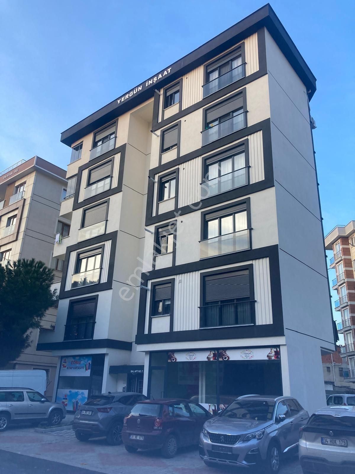 Kartal Karlıktepe Yeni Bina 3. Kat Kiralık 2+1 - Görsel 2