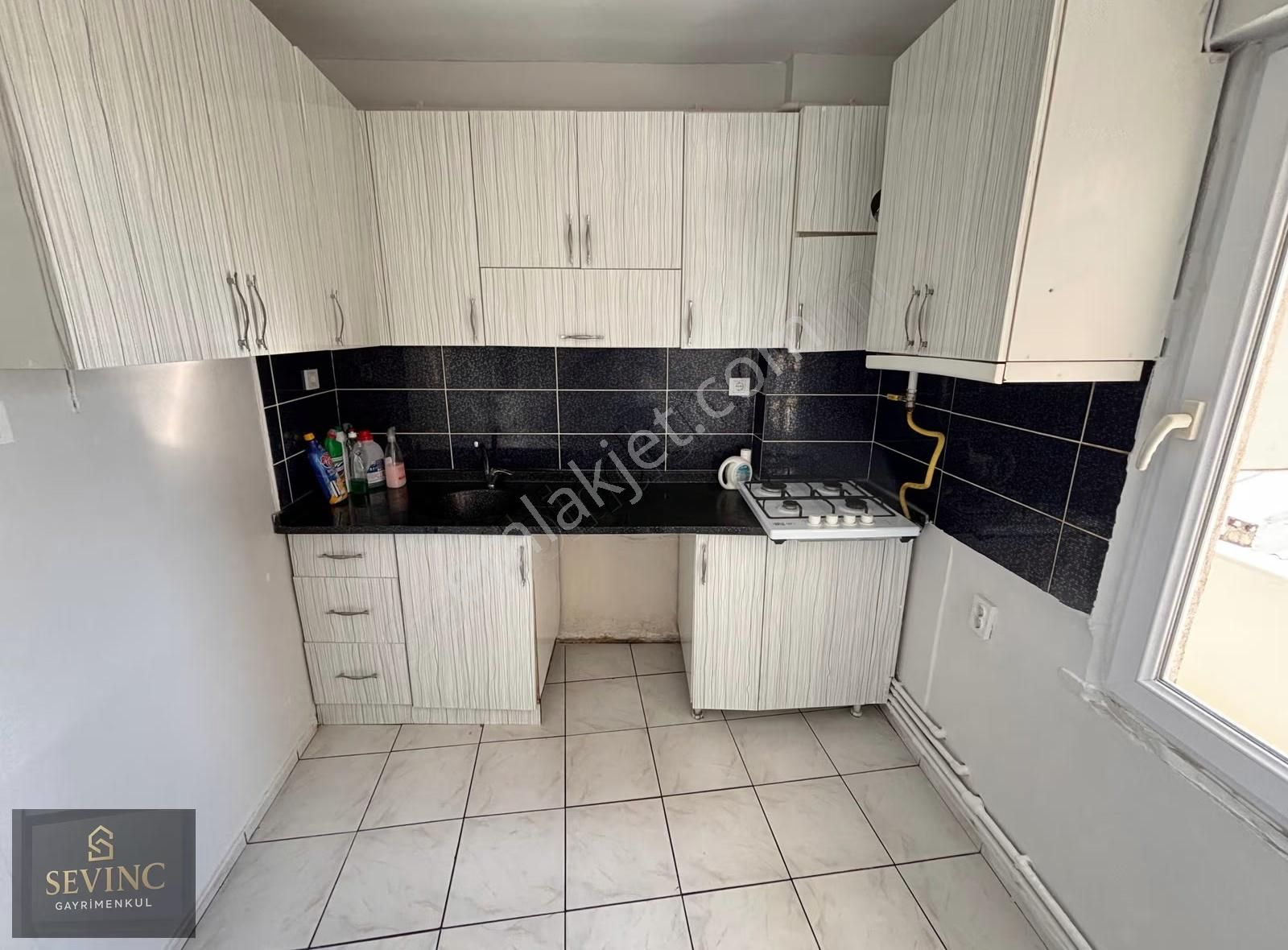 Sevinç'ten İnönü Cd.üzerinde Ara Kat Asansörlü - Görsel 20