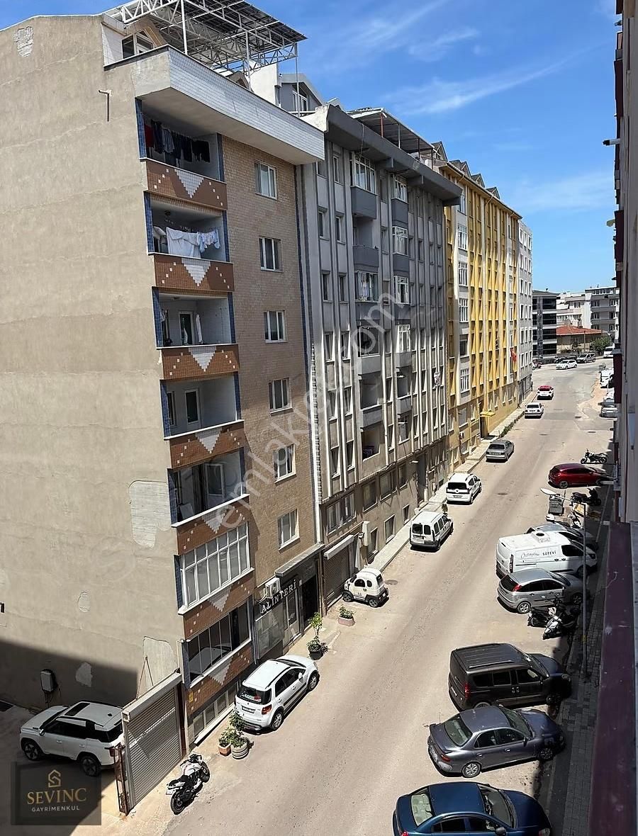 Sevinç'ten İnönü Cd.üzerinde Ara Kat Asansörlü - Görsel 9