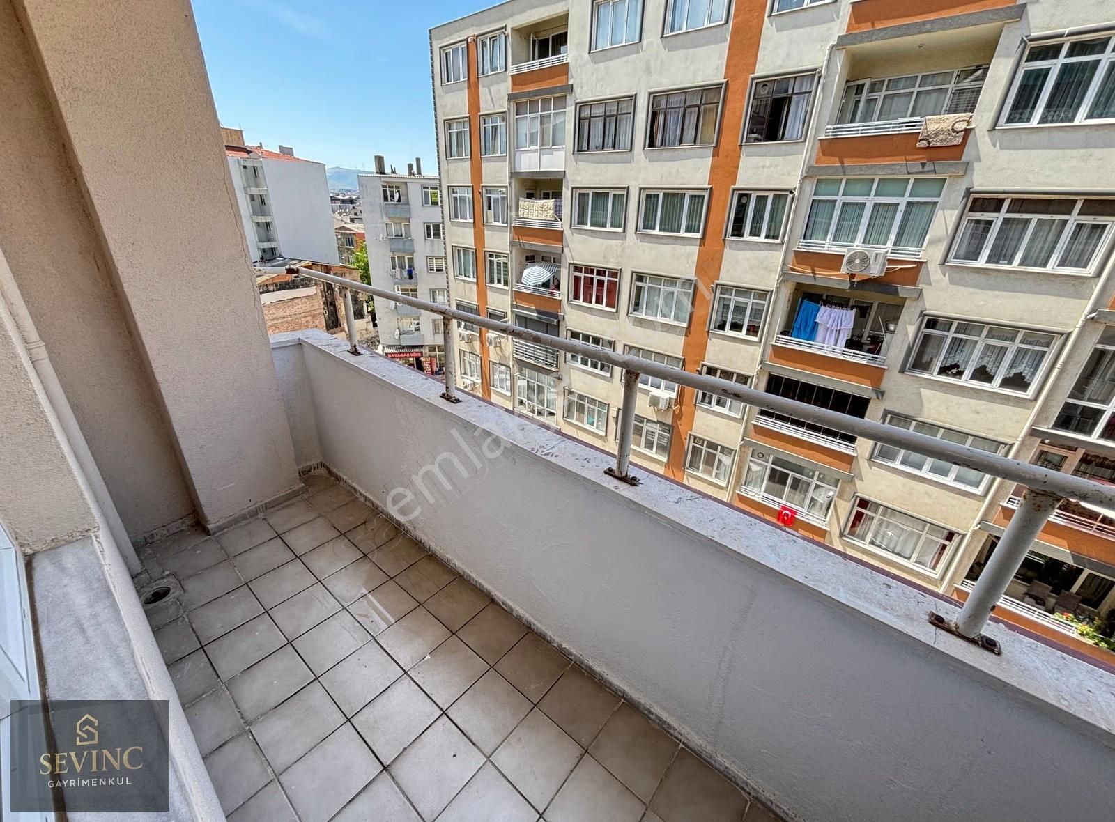 Sevinç'ten İnönü Cd.üzerinde Ara Kat Asansörlü - Görsel 2