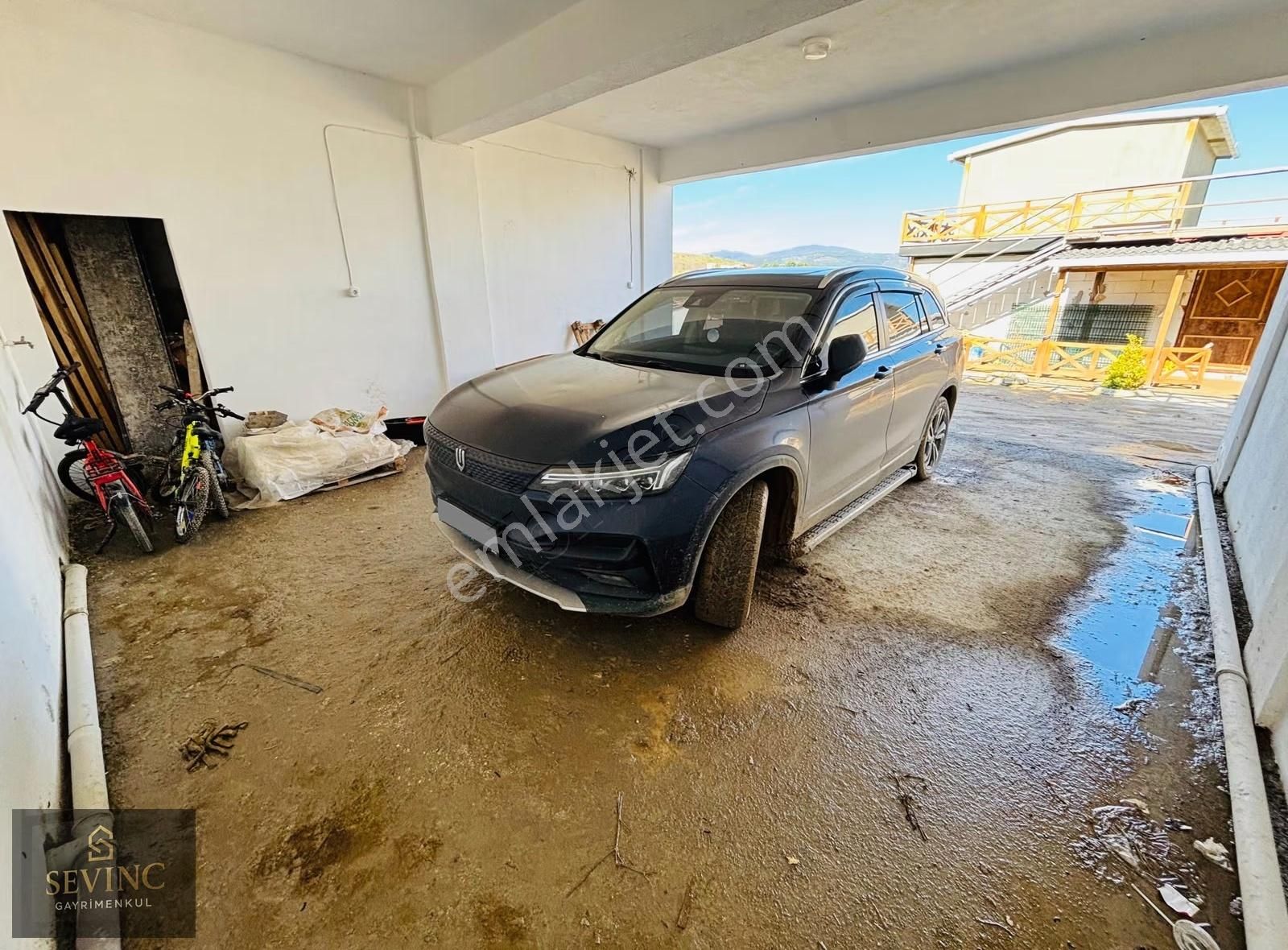 Sevinç'ten Çalışkanlarda Odaları Denize Açılan Garajlı Villa - Görsel 30