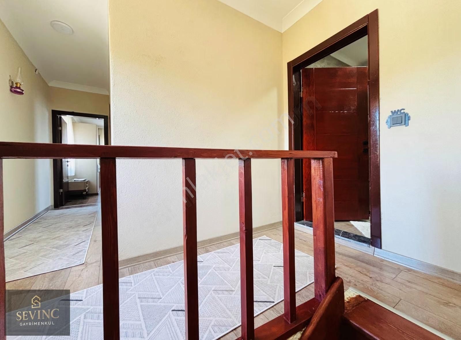 Sevinç'ten Çalışkanlarda Odaları Denize Açılan Garajlı Villa - Görsel 14