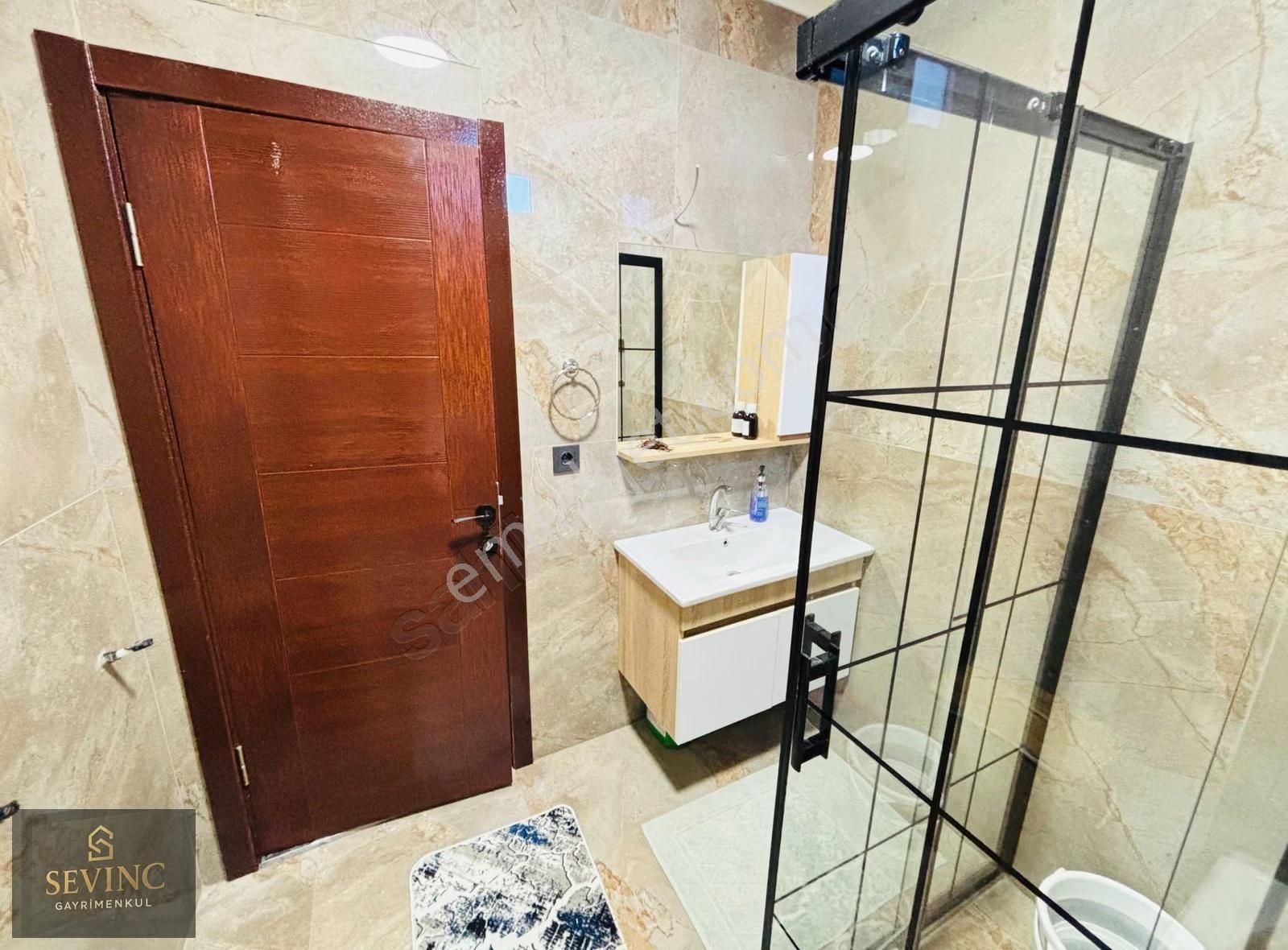 Sevinç'ten Çalışkanlarda Odaları Denize Açılan Garajlı Villa - Görsel 26