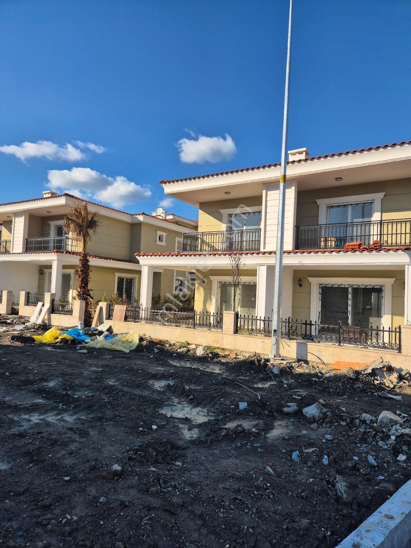 Söke'nin En Guzel Sessız Sakin Temız Hava Ve Doğa Satılık Villa