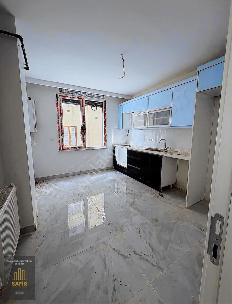 Bahçeli Nizamda Kapalı Otoparklı 135 M2 3+1 Satılık Daire - Görsel 18