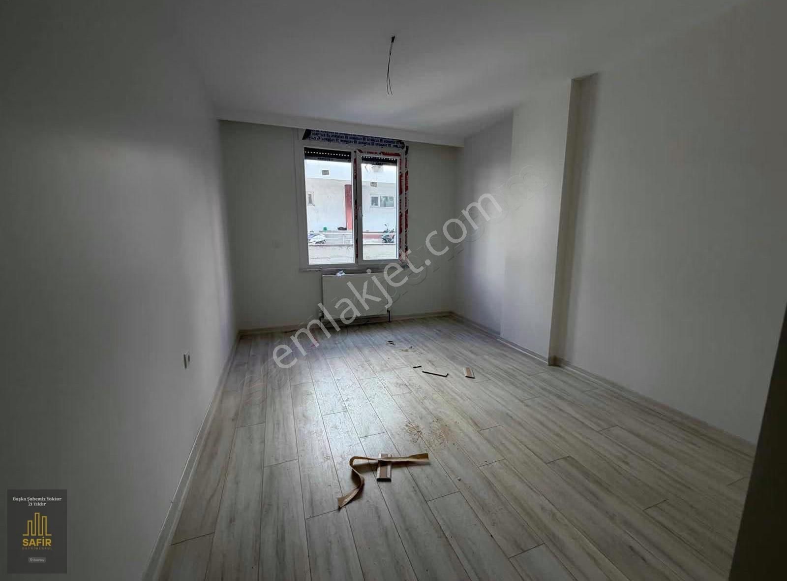 Bahçeli Nizamda Kapalı Otoparklı 135 M2 3+1 Satılık Daire - Görsel 10