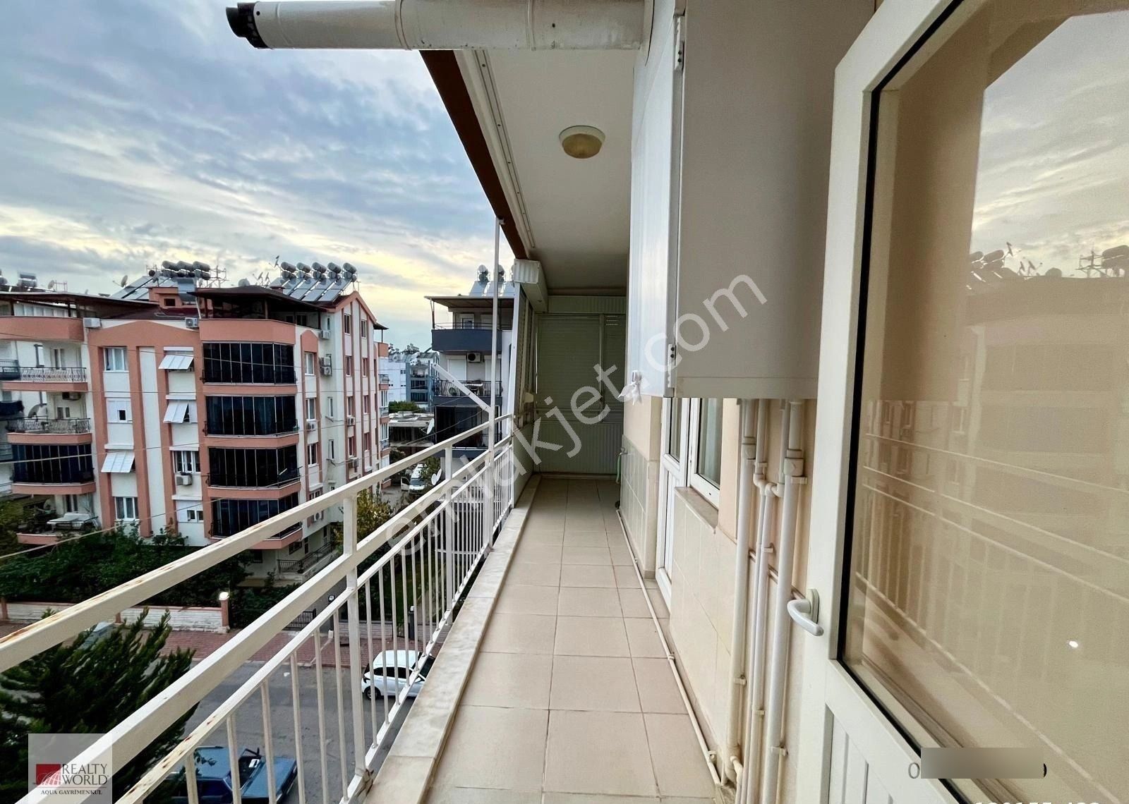 Denize Yürüme 10 Dk ! Konyaaltı Öğretmenevleri'nde Harika Konum - Görsel 18