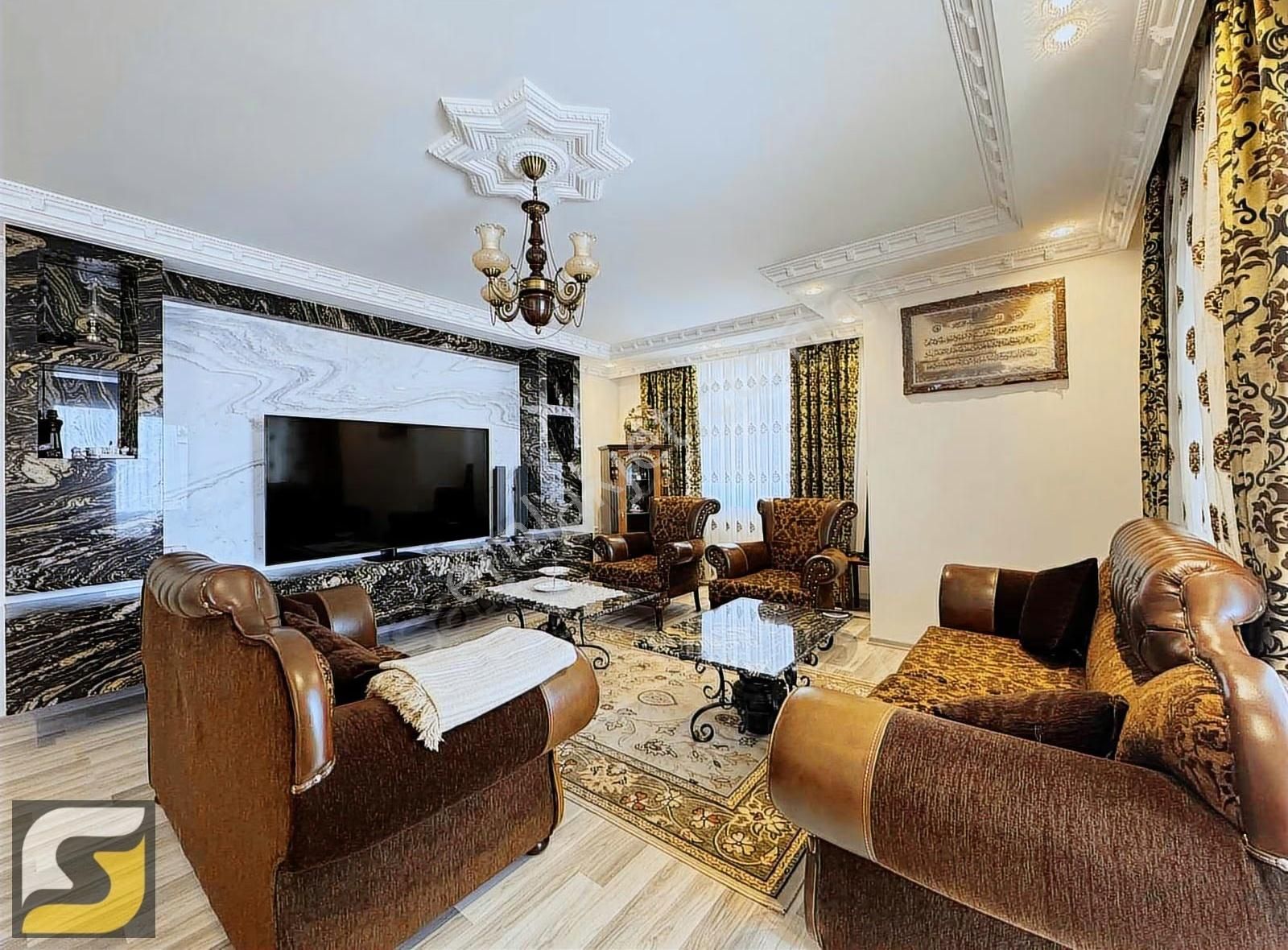Mahmutlarda Satılık 4+2 Satılık Ayrı Mutfak Full Eşyalı Daire - Görsel 3