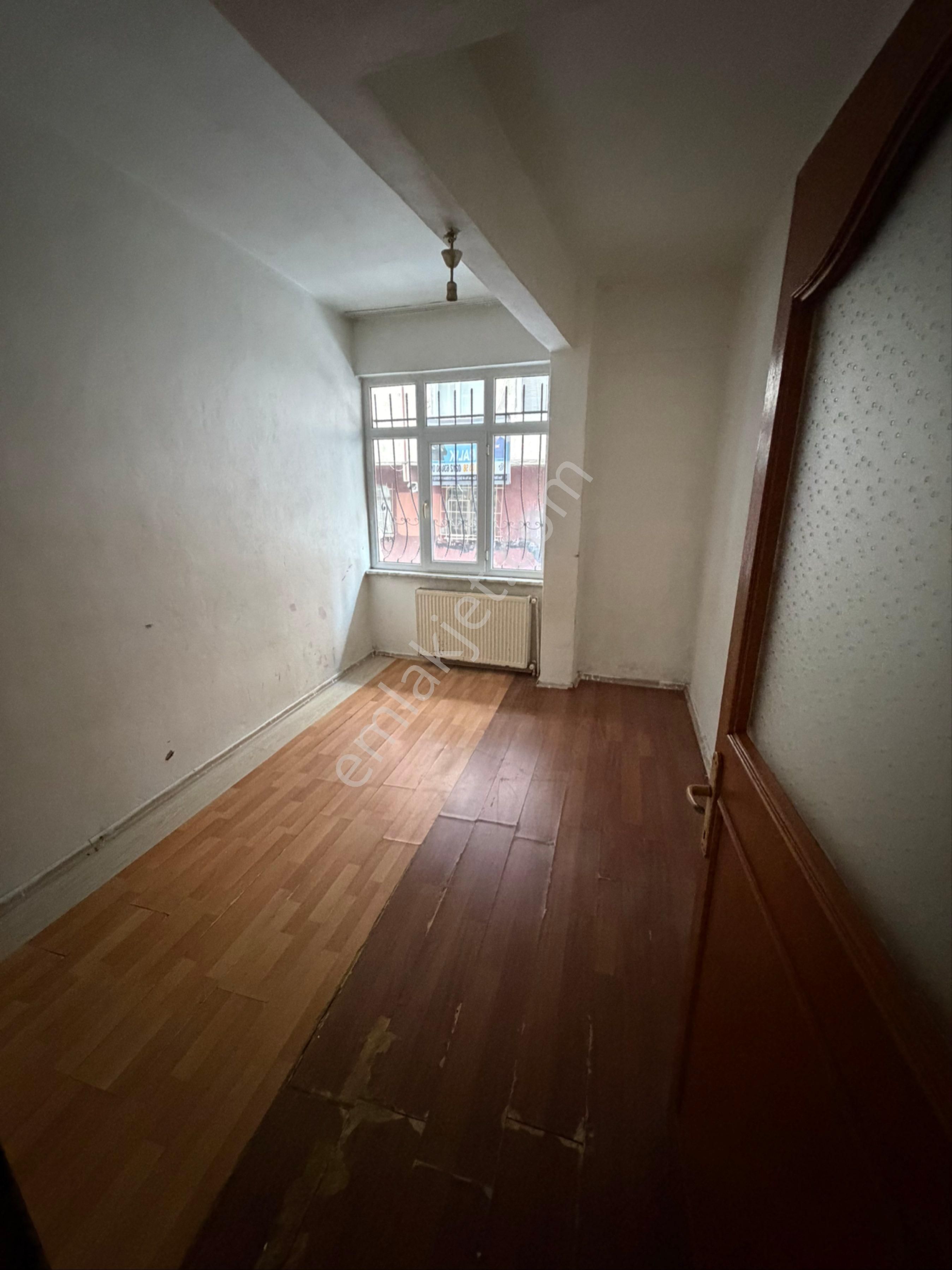 Yenimahalle'de Kiralık 1+1 Giriş Daire - Merkezi Konum, 60m² - Görsel 6