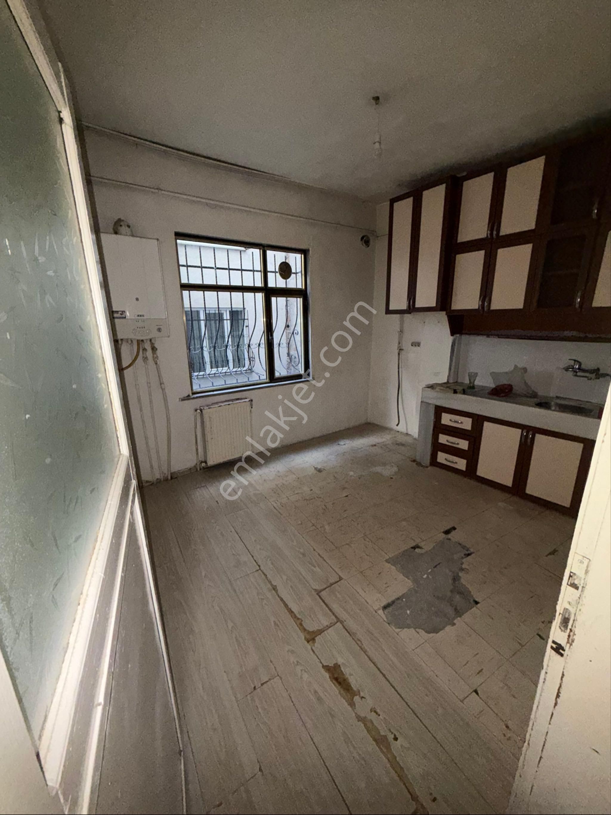 Yenimahalle'de Kiralık 1+1 Giriş Daire - Merkezi Konum, 60m² - Görsel 7