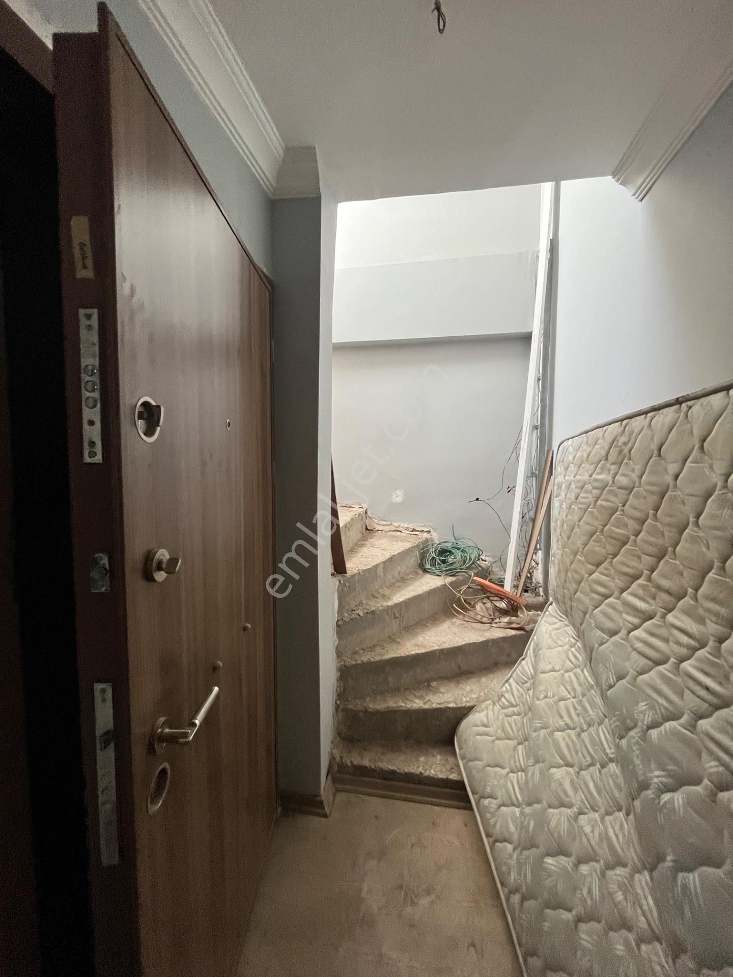 Camiikebirde Prim Yapan Bölgede Teraslı Satılık Dubleks ! - Görsel 10