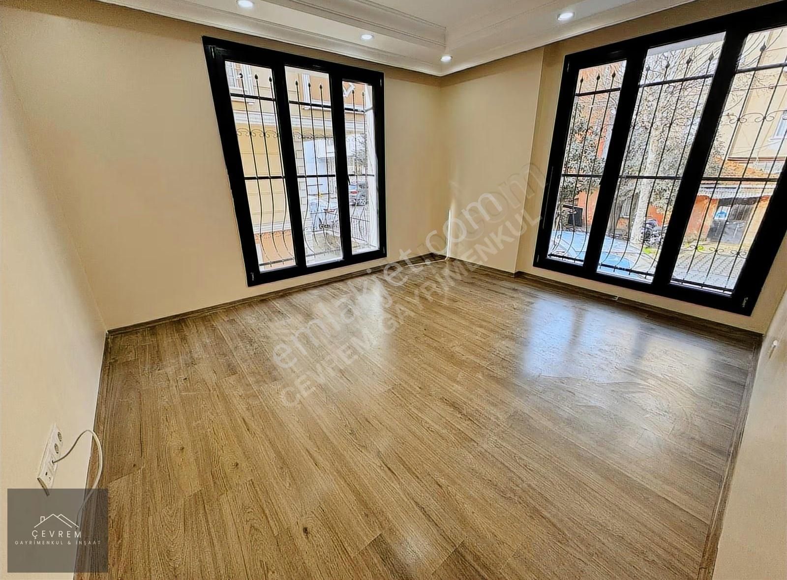 *çevrem* Yeşilova'da Yeni Bina'da Metrobüse Çok Yakın 2+1 Daire - Görsel 21