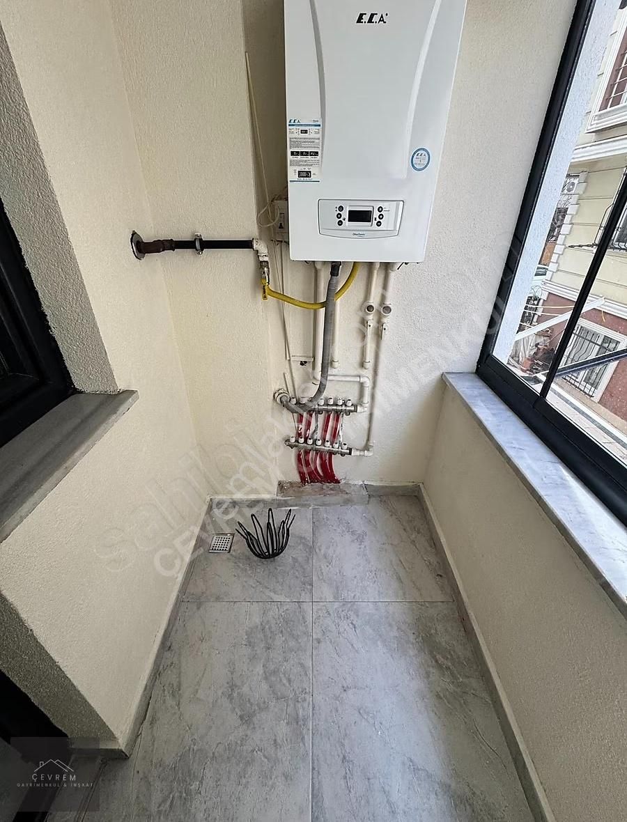 *çevrem* Yeşilova'da Yeni Bina'da Metrobüse Çok Yakın 2+1 Daire - Görsel 16