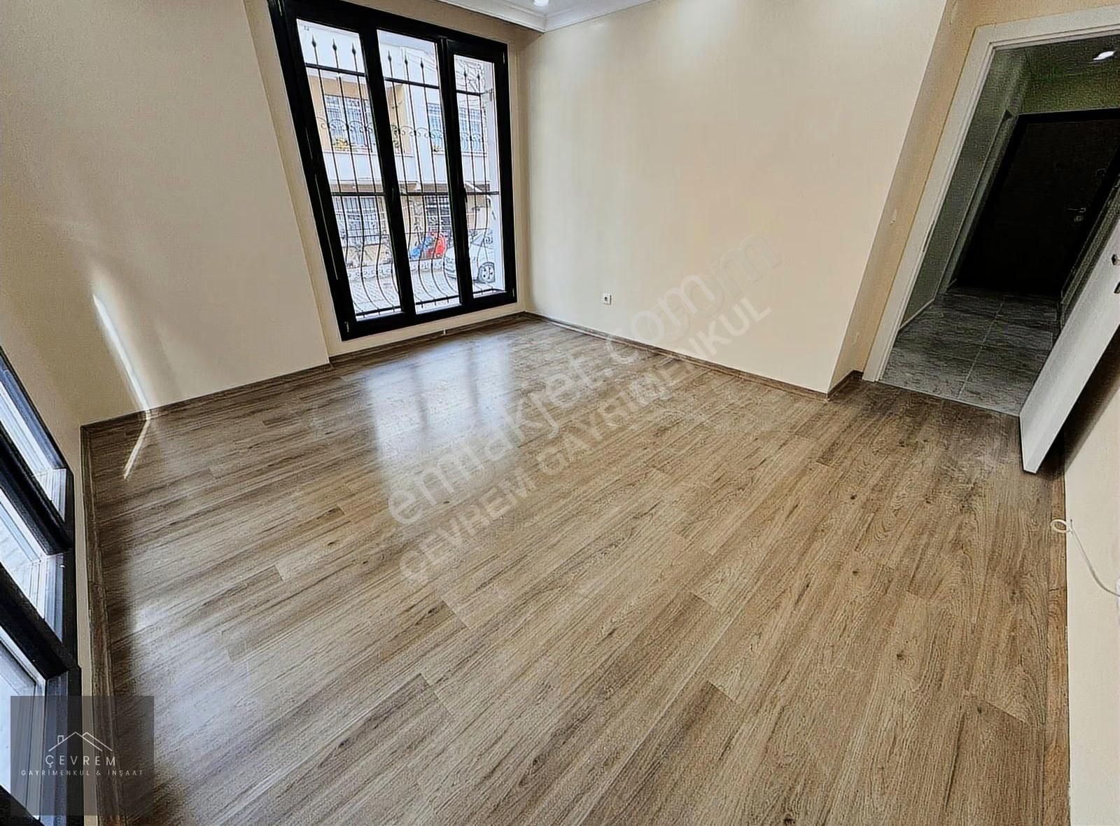 *çevrem* Yeşilova'da Yeni Bina'da Metrobüse Çok Yakın 2+1 Daire - Görsel 15