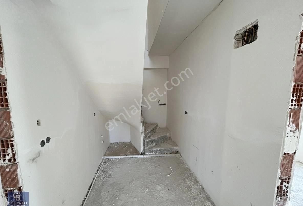 Derince Esentepe'de Satılık 4+1 Çatı Dubleks Daire - Görsel 18