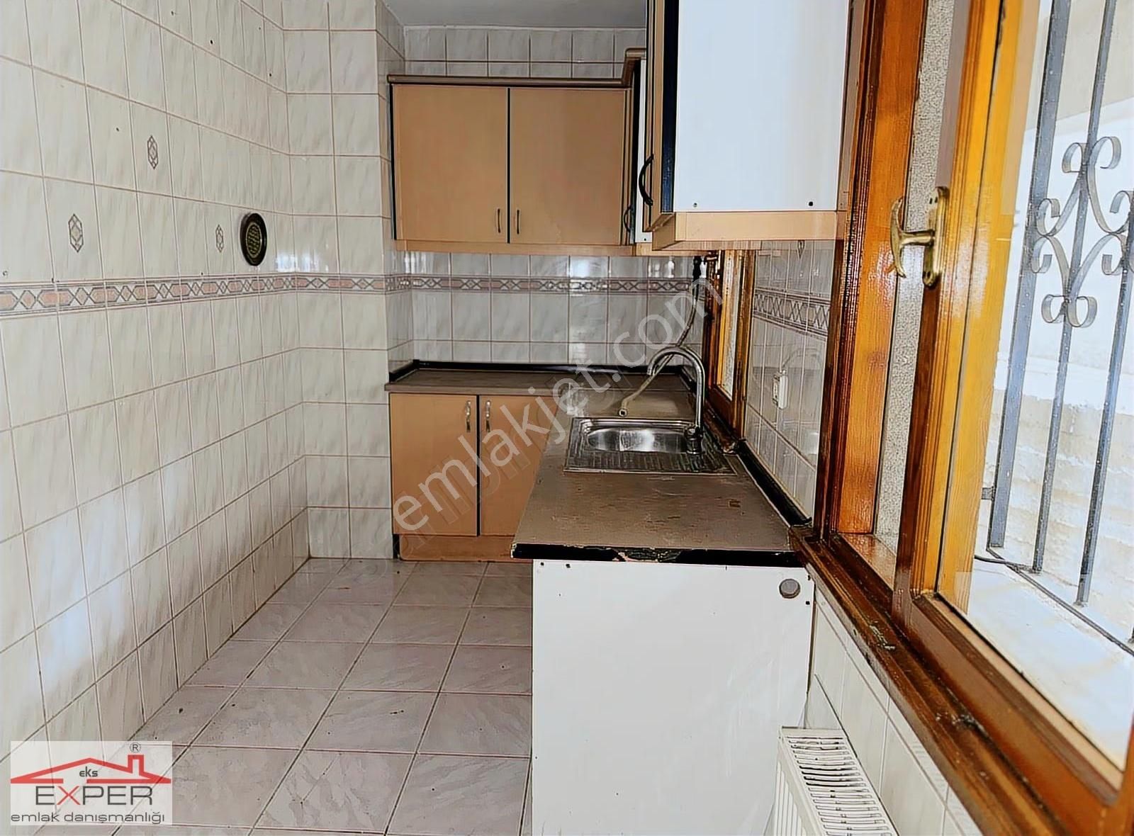 Ortaklar Caddesi Yakını, 90m2+20m2 Müstakil Bahçeli Kombili 2+1 - Görsel 7