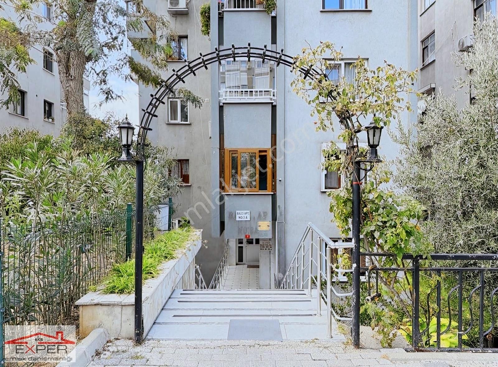 Ortaklar Caddesi Yakını, 90m2+20m2 Müstakil Bahçeli Kombili 2+1 - Görsel 23