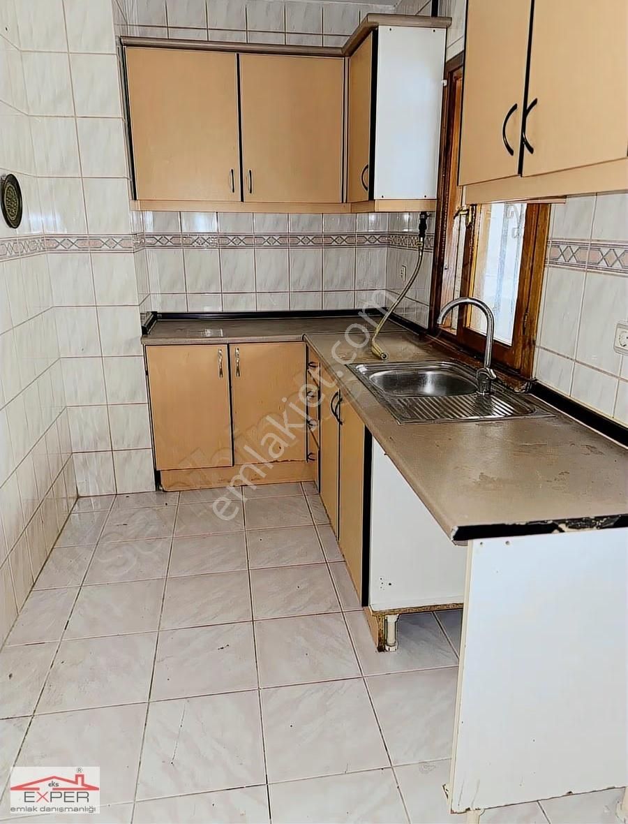 Ortaklar Caddesi Yakını, 90m2+20m2 Müstakil Bahçeli Kombili 2+1 - Görsel 10