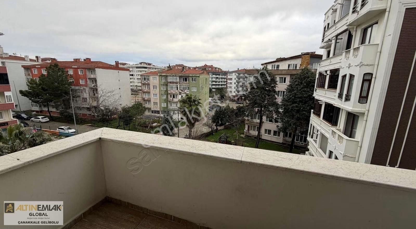 Altın Emlaktan Site İçerisinde Yeni Eşyalı Kıralık 1+1 Daire - Görsel 3