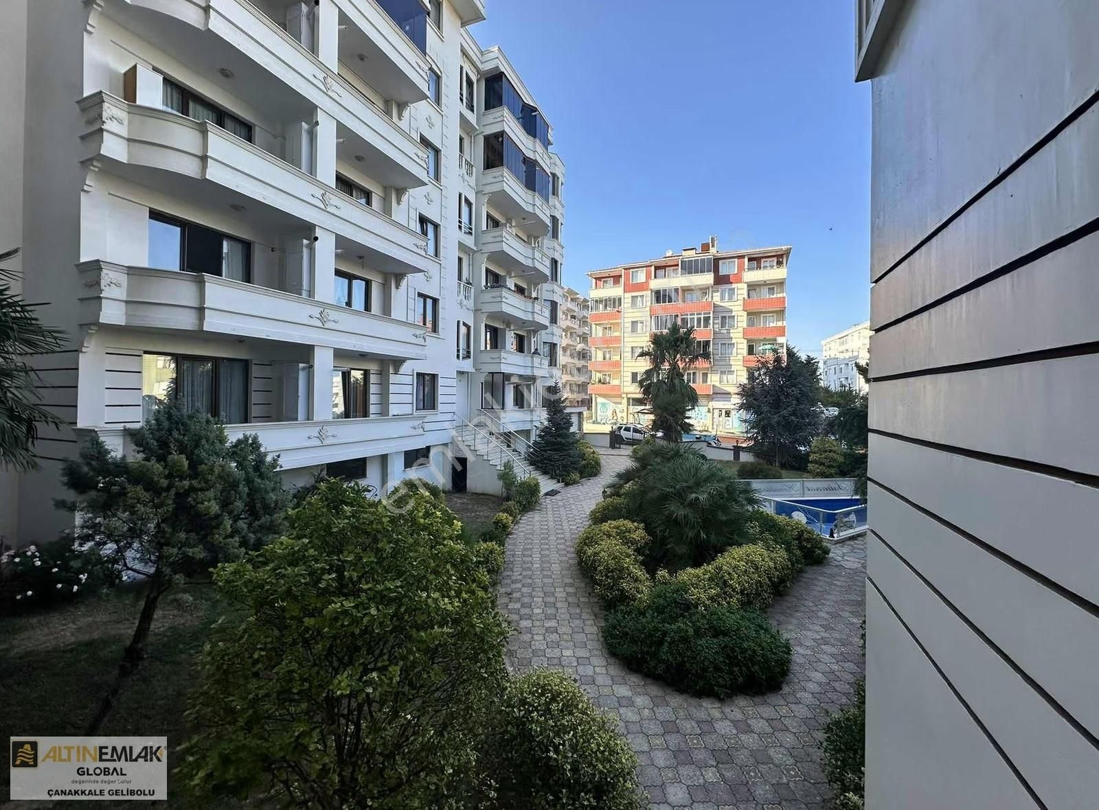 Altın Emlaktan Site İçerisinde Yeni Eşyalı Kıralık 1+1 Daire - Görsel 6