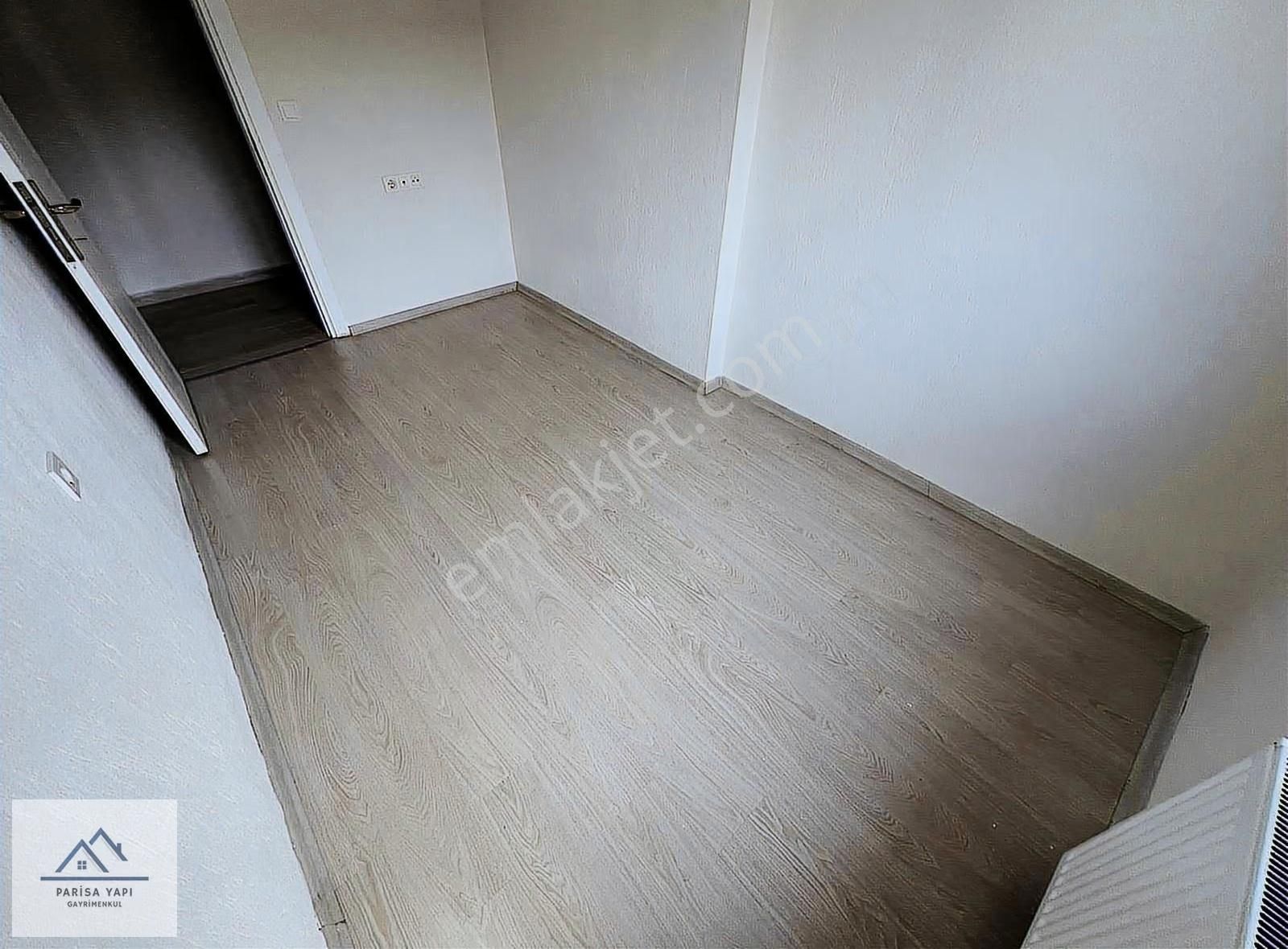 Parisadan Kozağaç Meydan Çiftçi Petrol Yakını Kiralık 3+1 Daire - Görsel 12