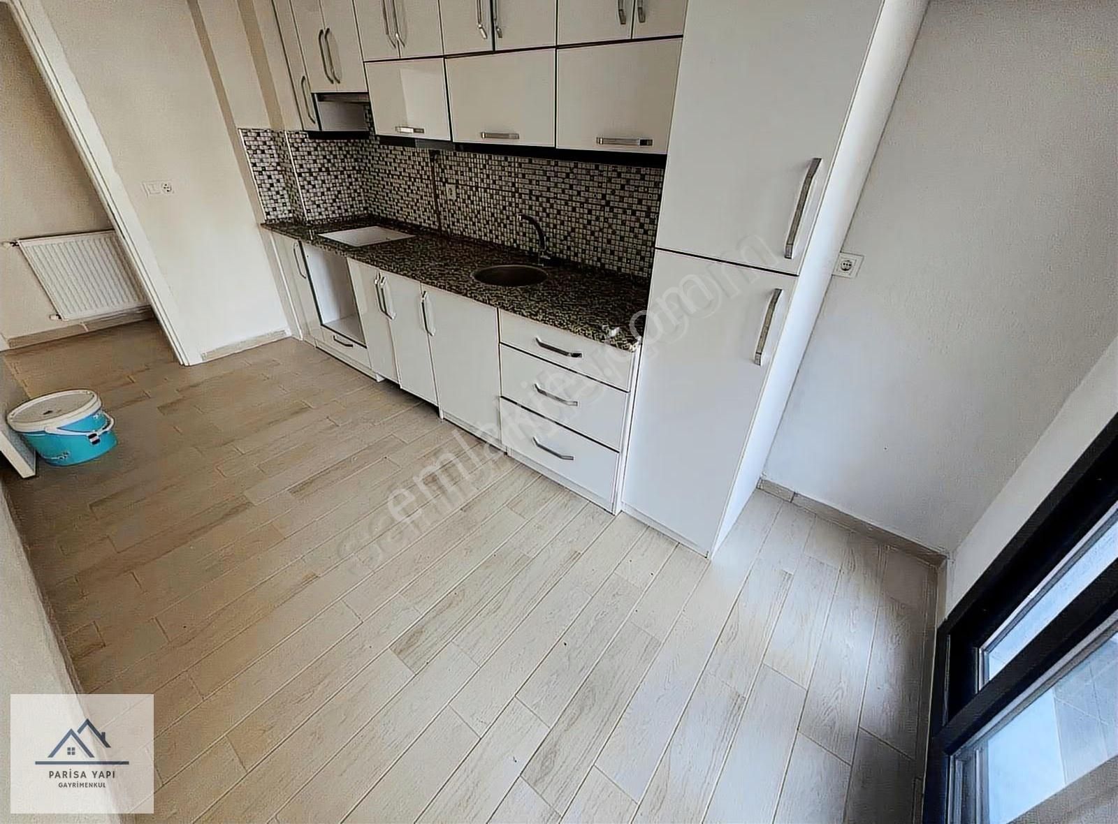 Parisadan Kozağaç Meydan Çiftçi Petrol Yakını Kiralık 3+1 Daire - Görsel 22