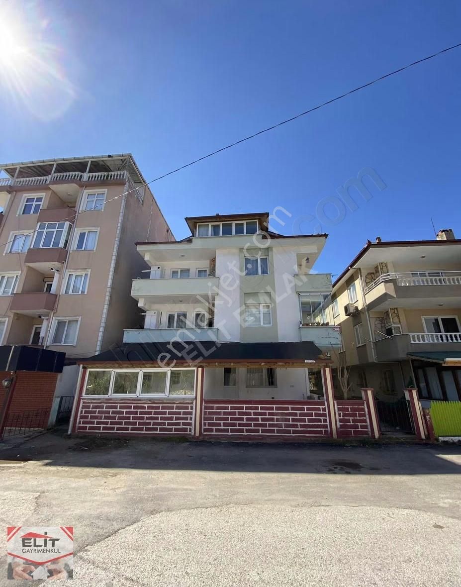 Karasu Sahilde Kiralık Eşyalı 3+1 Daire