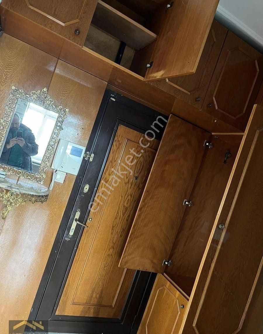 Bakırköy Kartaltepe Koşuyolu Cad.2.kat 3+1 Otoparklı Asansörlü - Görsel 3