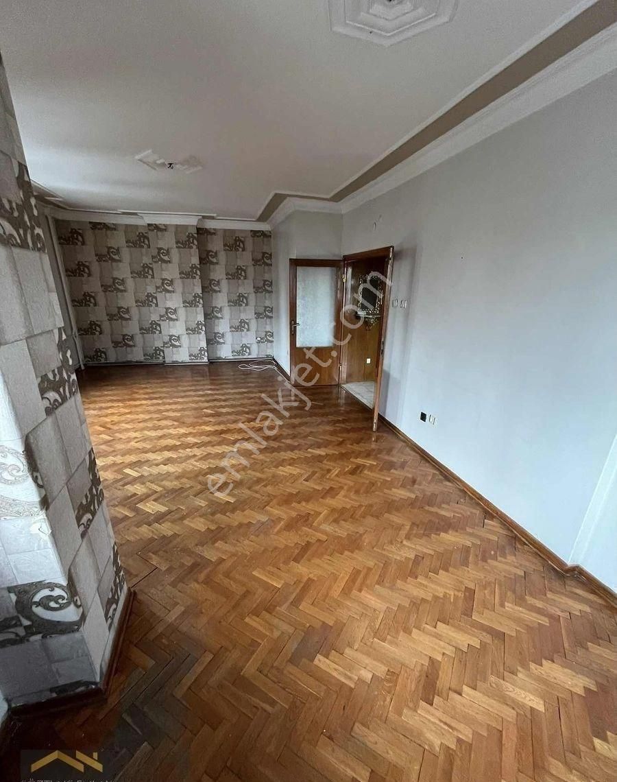 Bakırköy Kartaltepe Koşuyolu Cad.2.kat 3+1 Otoparklı Asansörlü - Görsel 15