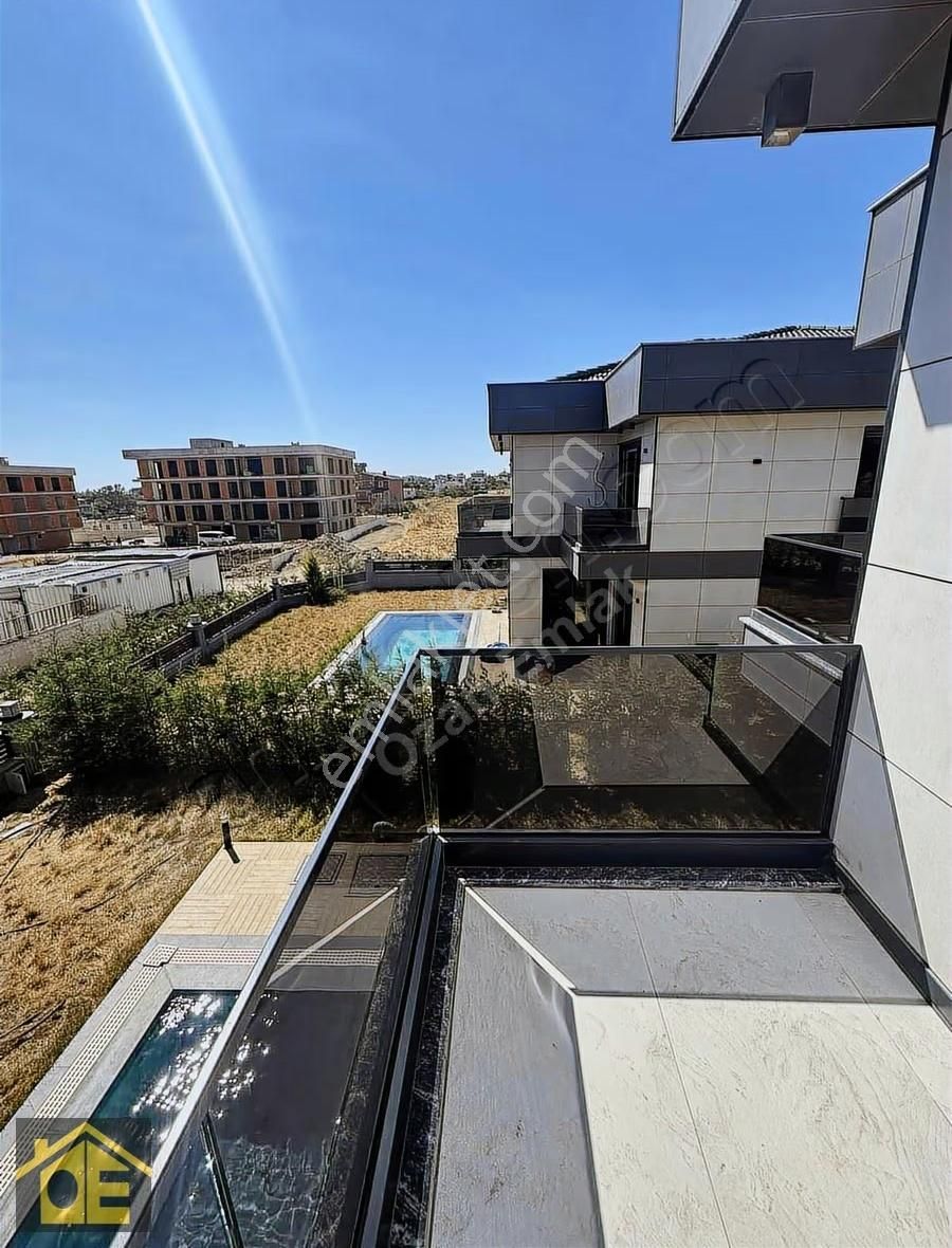 Ozan'dan Büyükçekmece Celaliyede Müstakil Havuzlu 7+1 Lüks Villa - Görsel 6