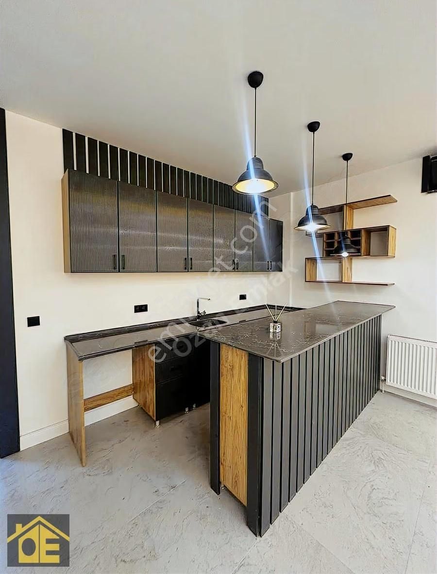 Ozan'dan Büyükçekmece Celaliyede Müstakil Havuzlu 7+1 Lüks Villa - Görsel 2