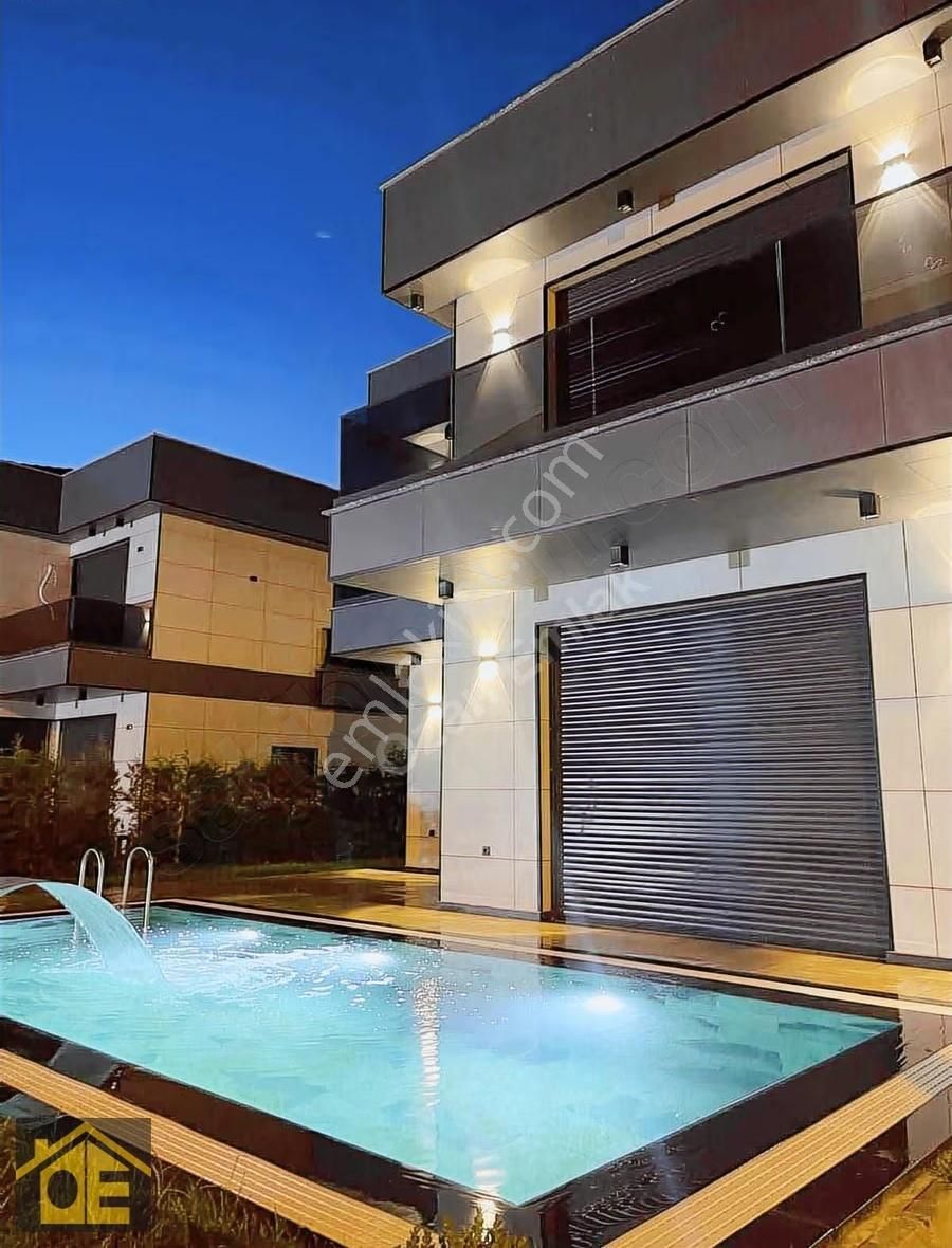 Ozan'dan Büyükçekmece Celaliyede Müstakil Havuzlu 7+1 Lüks Villa - Görsel 7