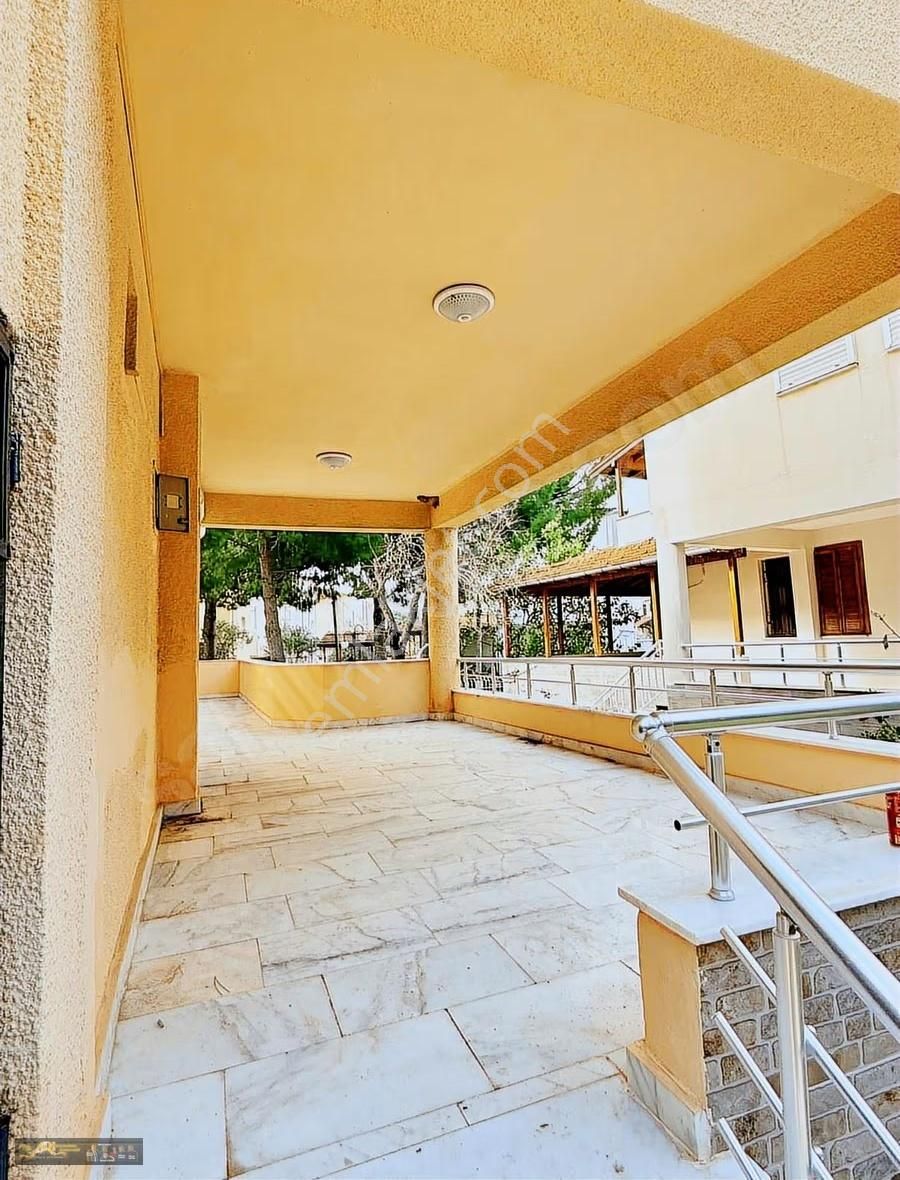 Fırsat! Denize Komşu 4+1 Müstakil Villa - Görsel 16