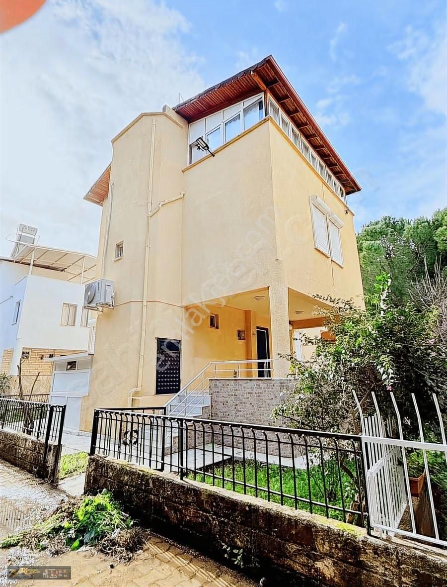 Fırsat! Denize Komşu 4+1 Müstakil Villa - Görsel 25