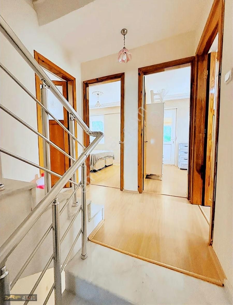 Fırsat! Denize Komşu 4+1 Müstakil Villa - Görsel 12