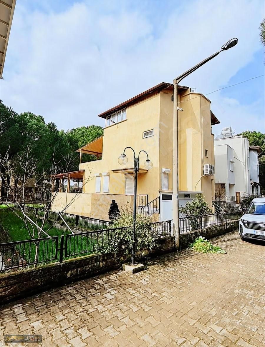 Fırsat! Denize Komşu 4+1 Müstakil Villa - Görsel 3