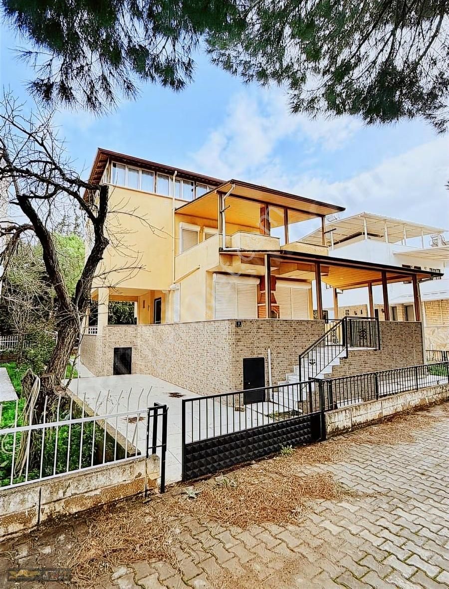 Fırsat! Denize Komşu 4+1 Müstakil Villa - Görsel 14