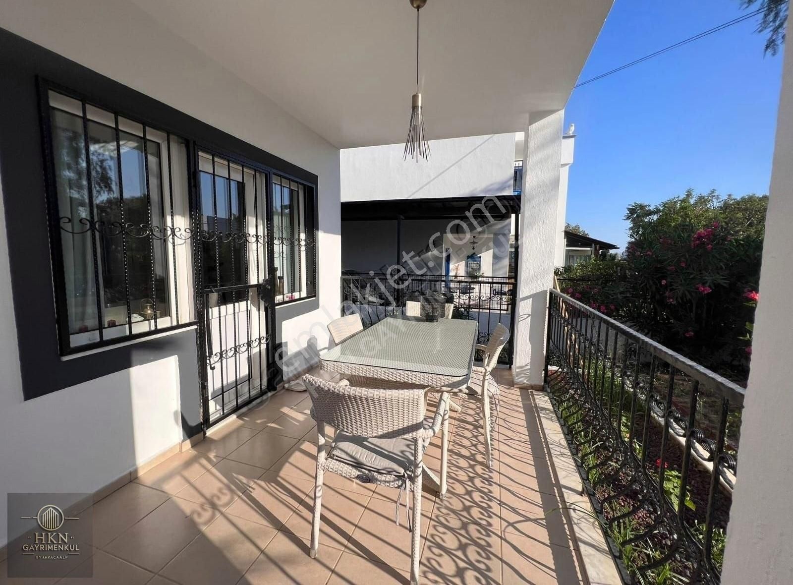 Bitez Köy İçinde Büyük Bahçeli Fırsat İkiz Villa - Görsel 10