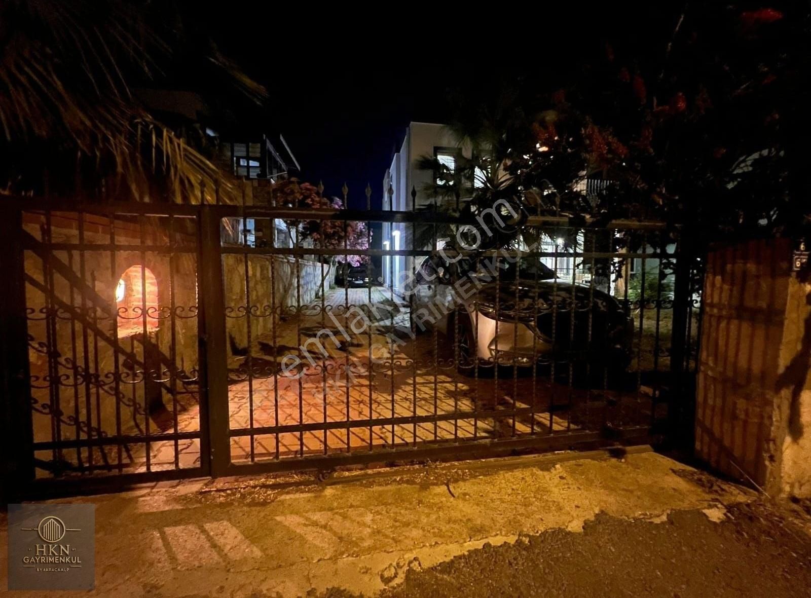 Bitez Köy İçinde Büyük Bahçeli Fırsat İkiz Villa - Görsel 22