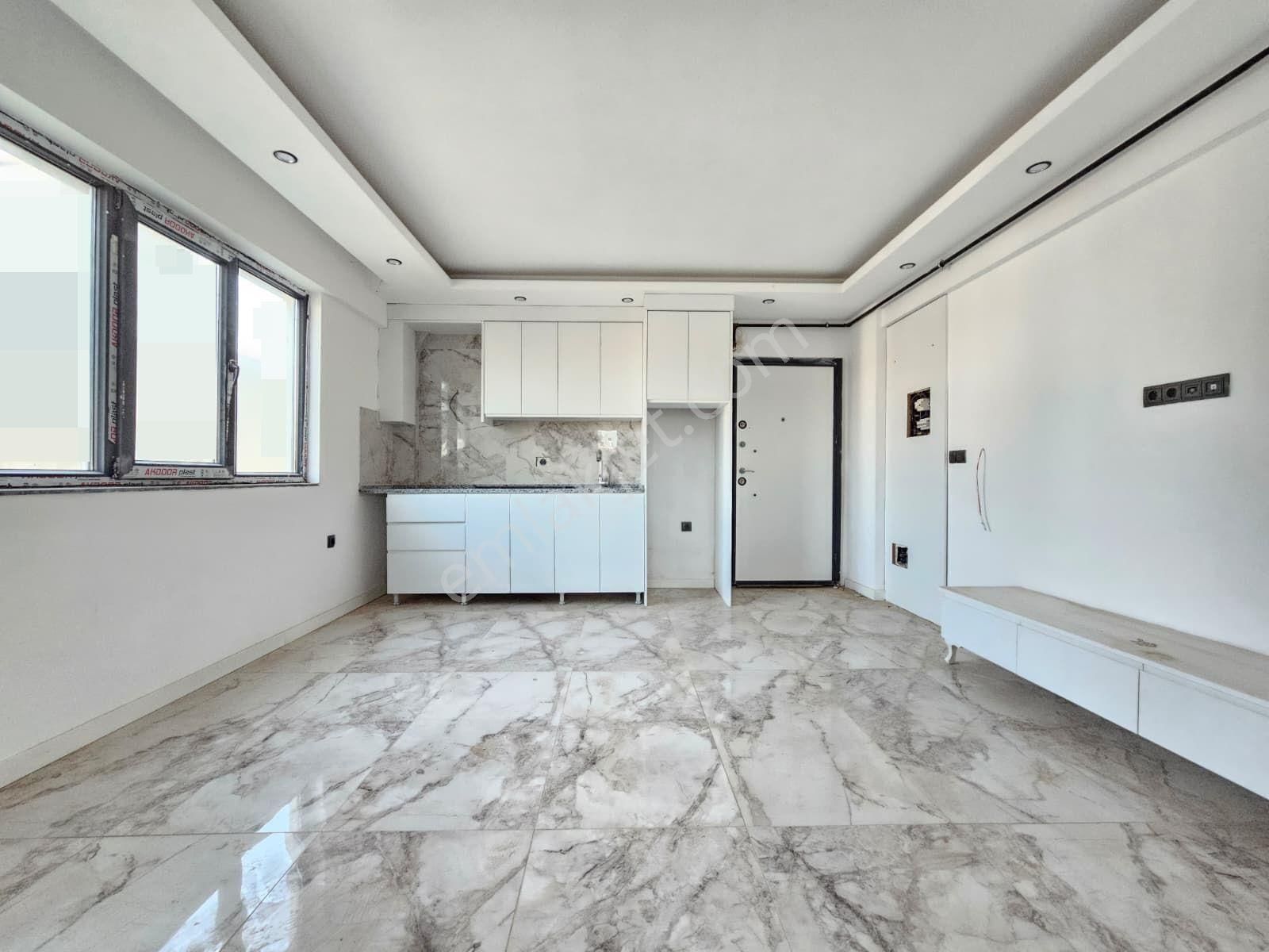 Denizli Bereketlerde Servergazi Hastanesine Yakın 1+1 50 M2 Satılık Apartlar