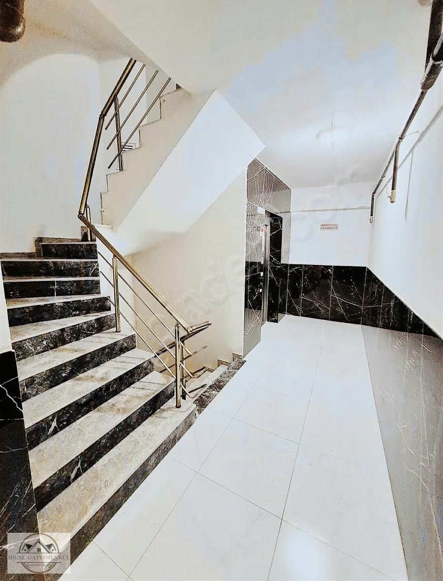 Hilal Gayrimenkul Den Dutlubahçede Sıfır Eşyalı Arakat 1+1 - Görsel 33