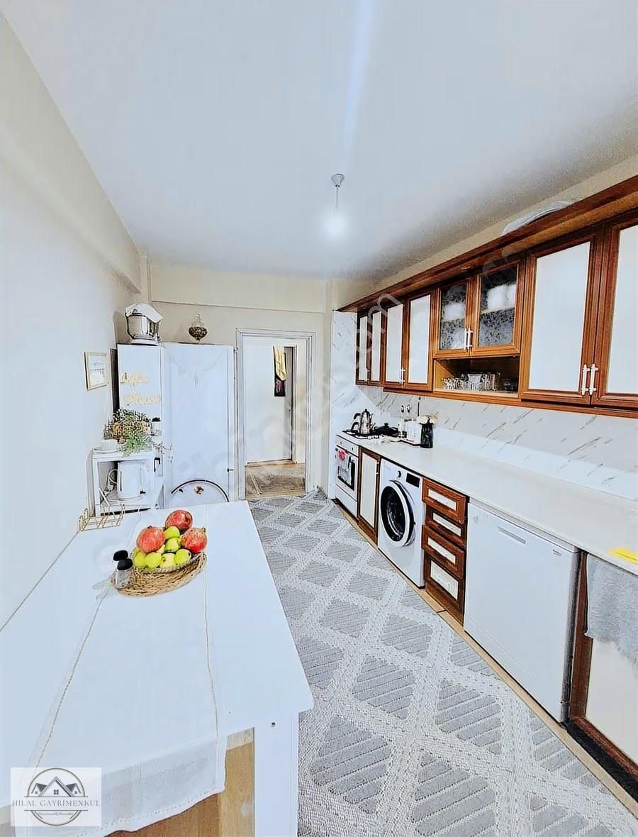 Hilal Gayrimenkul Den Gündoğdu Da 3+1 Geniş Anayol Yakını Katta - Görsel 9