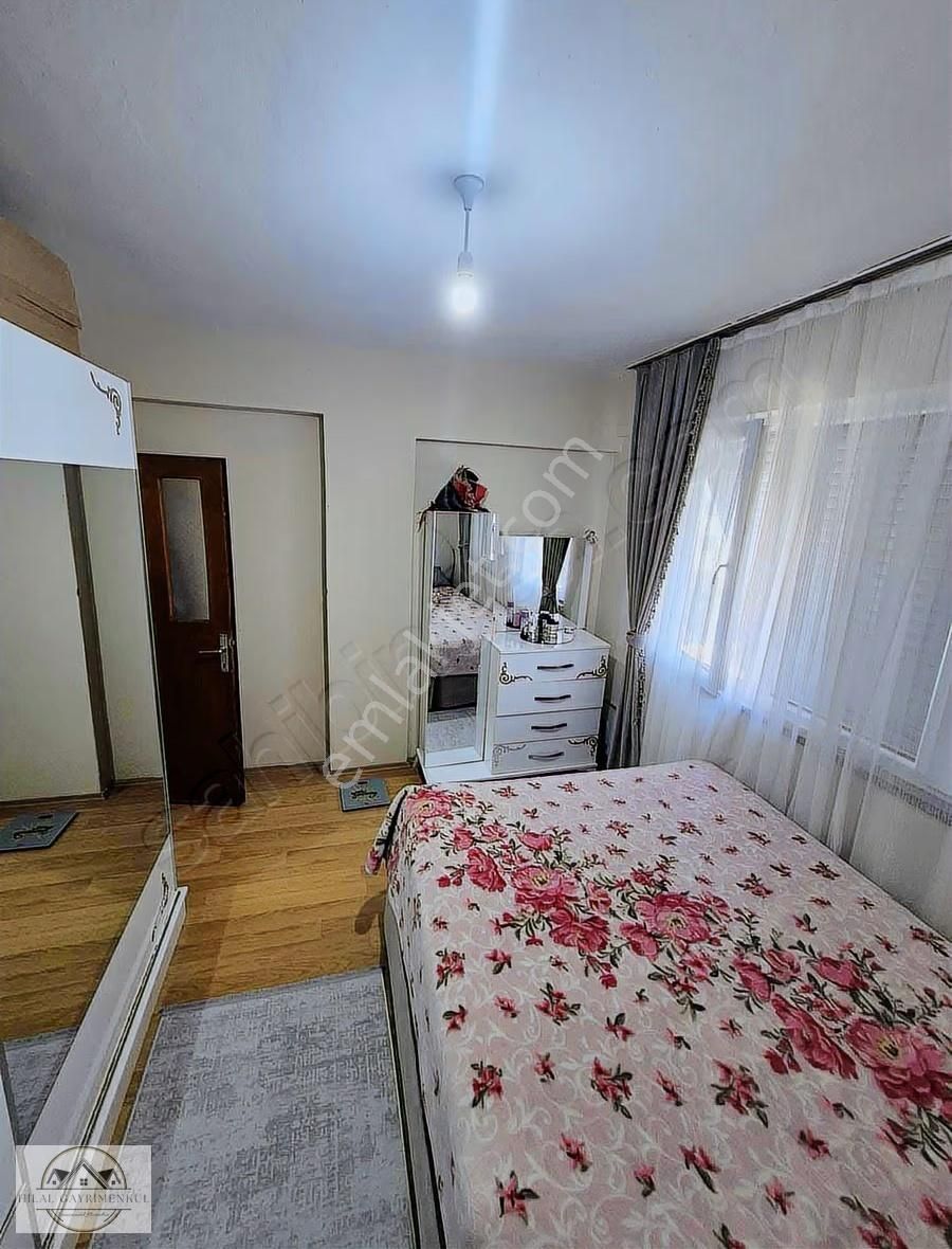 Hilal Gayrimenkul Den Gündoğdu Da 3+1 Geniş Anayol Yakını Katta - Görsel 21