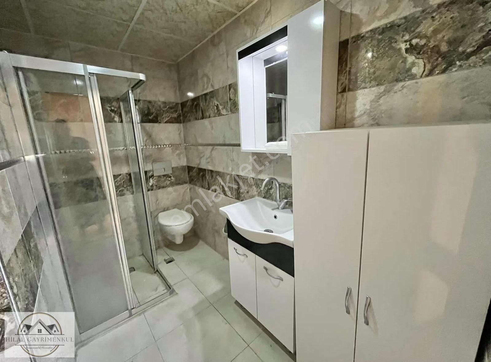 Hilal Gayrimenkul'den Halı Sahaya Cephe Geniş Ebevyn Banyo *3+1* - Görsel 5