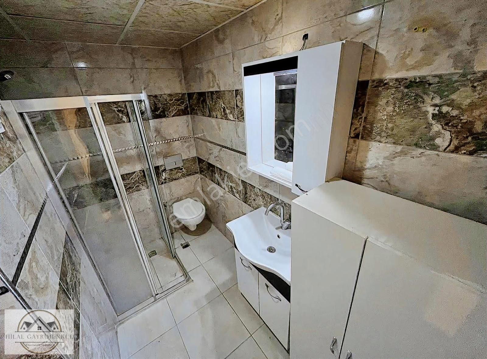 Hilal Gayrimenkul'den Halı Sahaya Cephe Geniş Ebevyn Banyo *3+1* - Görsel 13