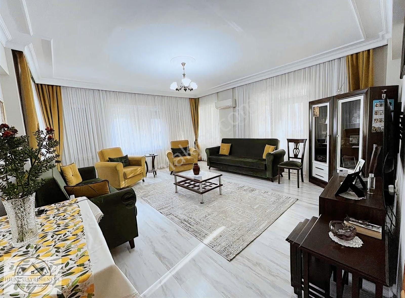 Hilal Gayrimenkul'den Adonis Hotele Paralel Tadilatlı Geniş*3+1* - Görsel 8