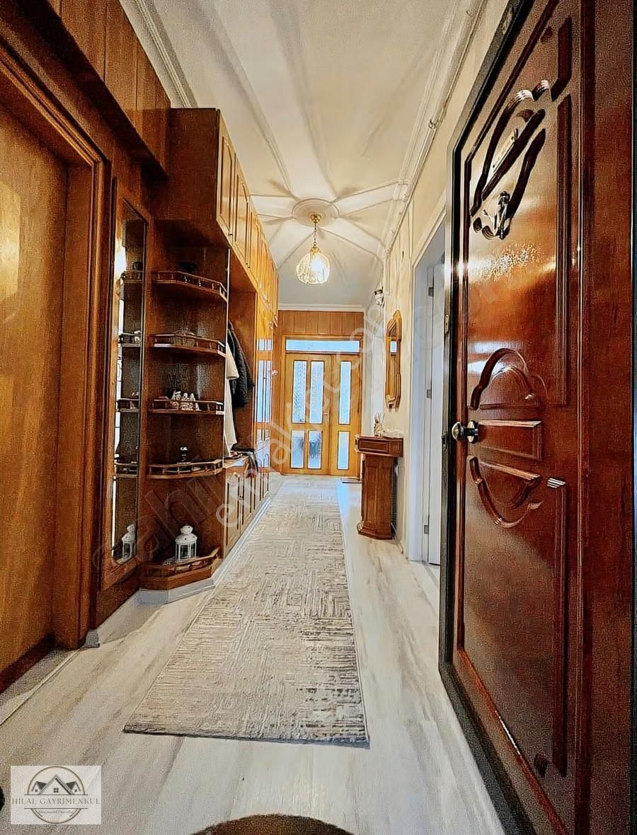 Hilal Gayrimenkul'den Adonis Hotele Paralel Tadilatlı Geniş*3+1* - Görsel 26