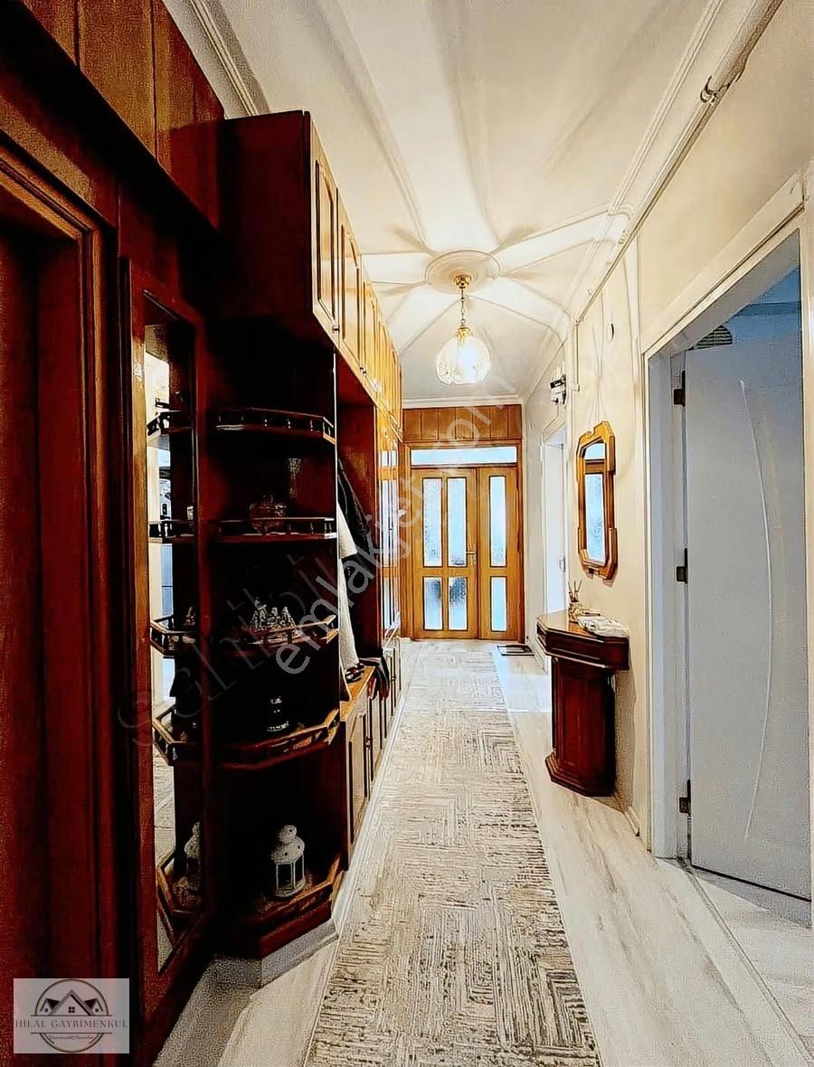 Hilal Gayrimenkul'den Adonis Hotele Paralel Tadilatlı Geniş*3+1* - Görsel 21